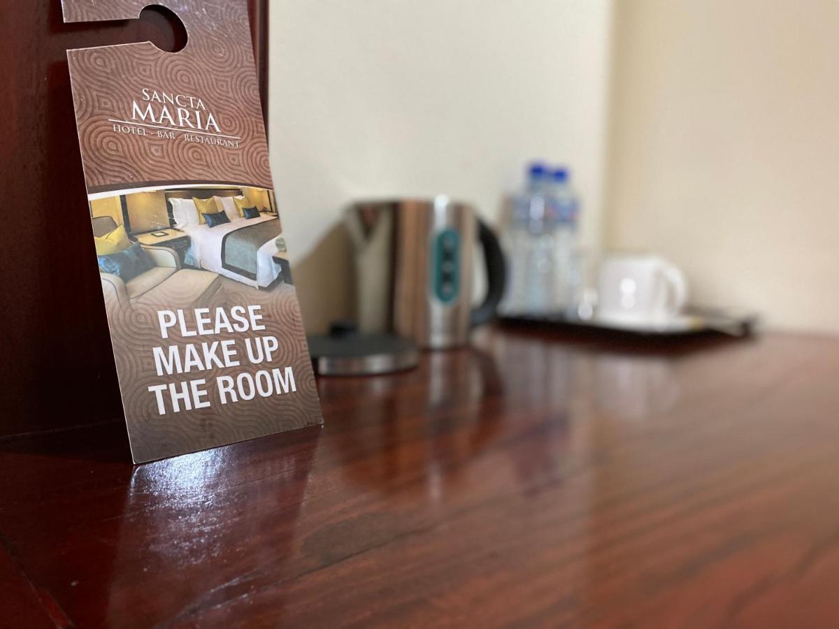 Hotel Sancta Maria Lome Bagian luar foto