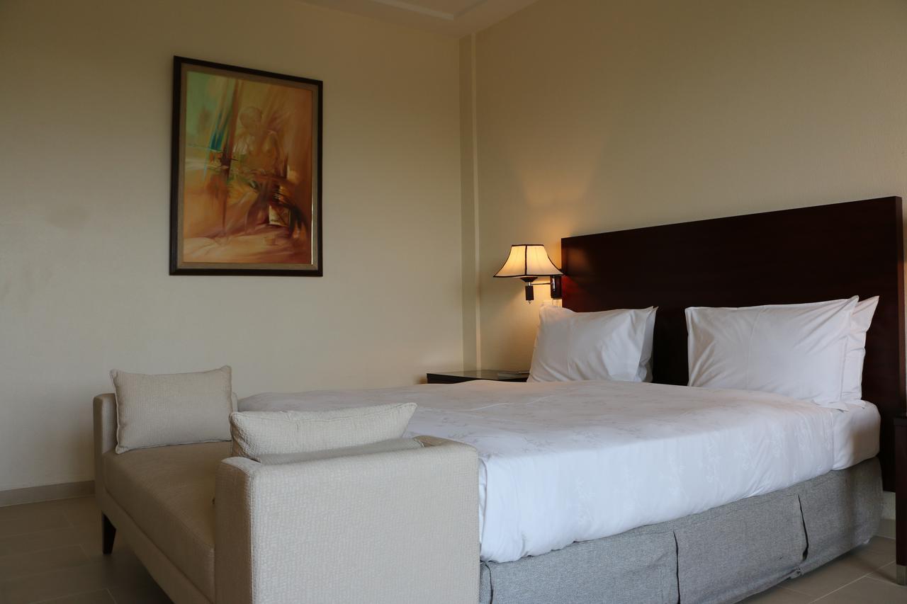 Hotel Sancta Maria Lome Bagian luar foto
