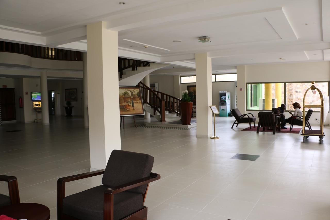 Hotel Sancta Maria Lome Bagian luar foto